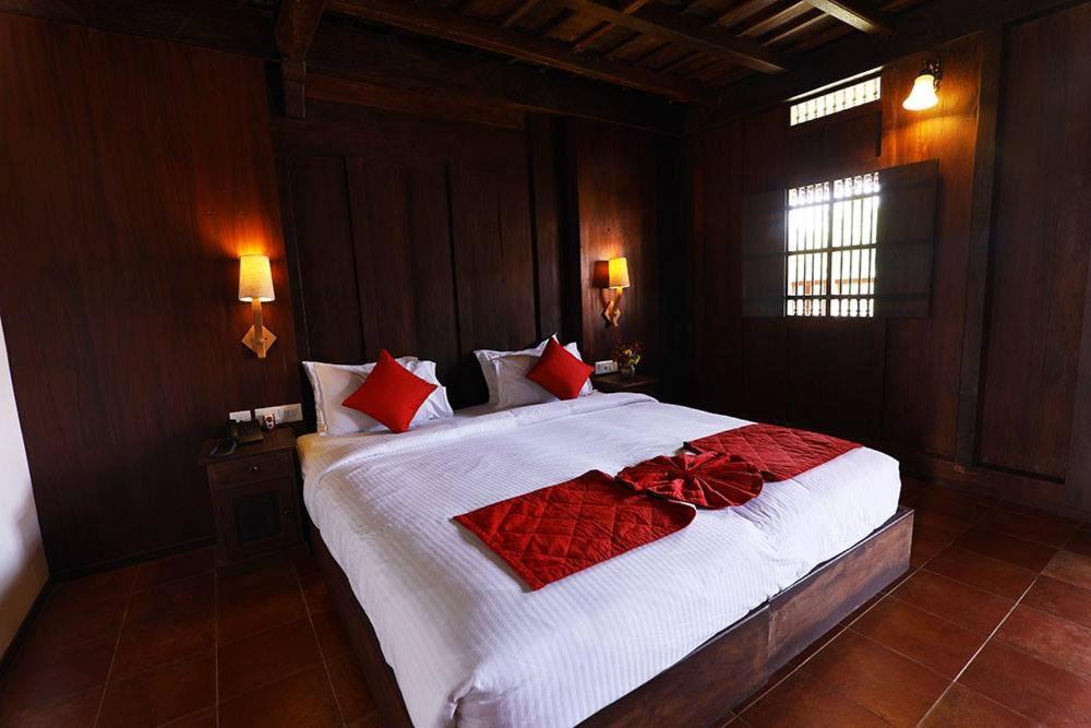 Kumarakom Heritage Resort Kottayam Eksteriør bilde