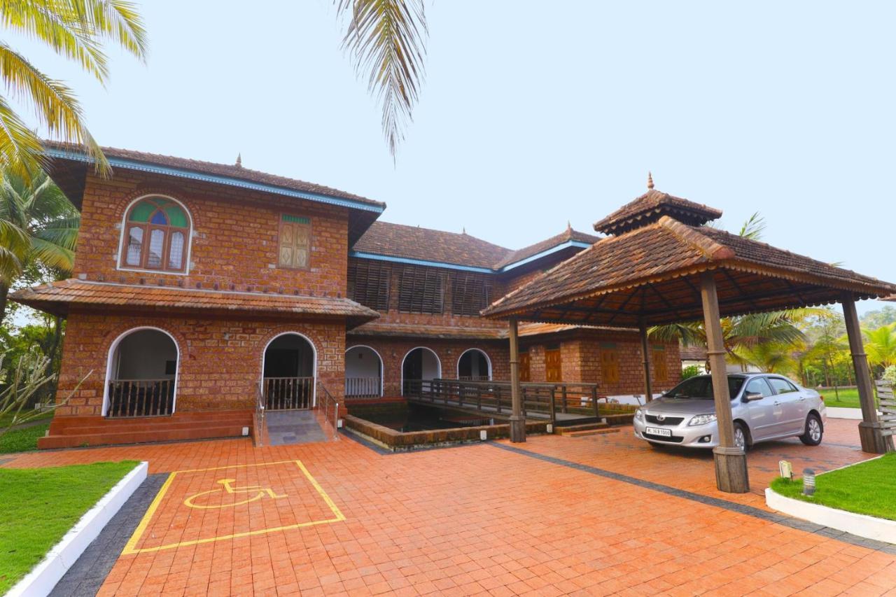 Kumarakom Heritage Resort Kottayam Eksteriør bilde